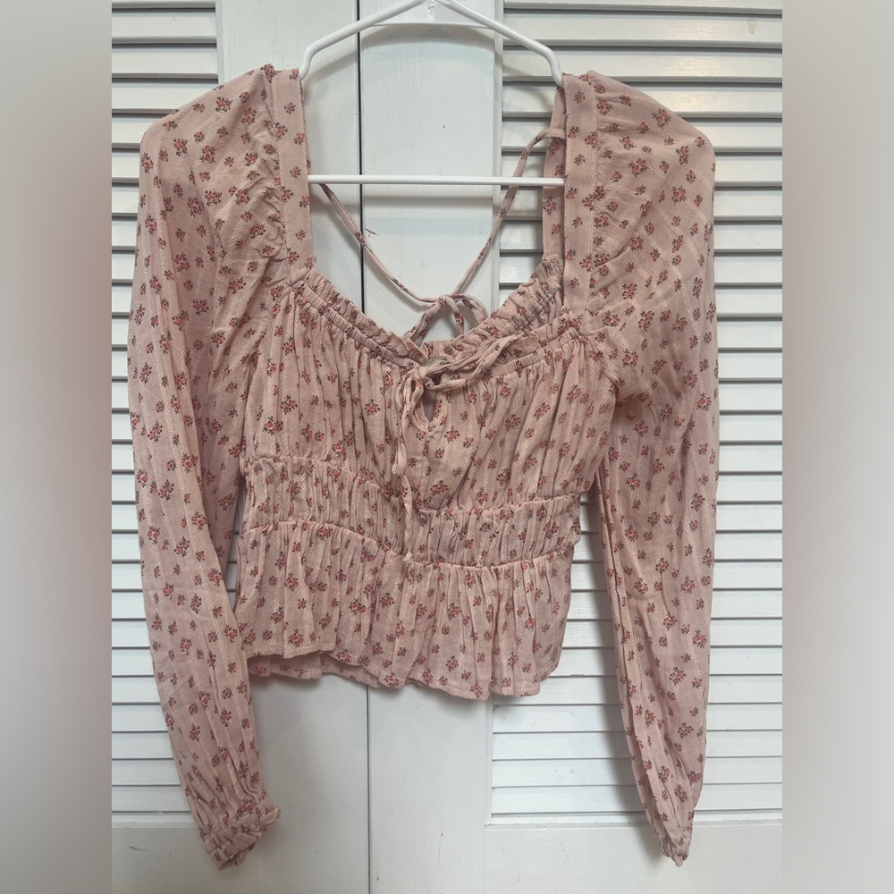 american eagle pink top